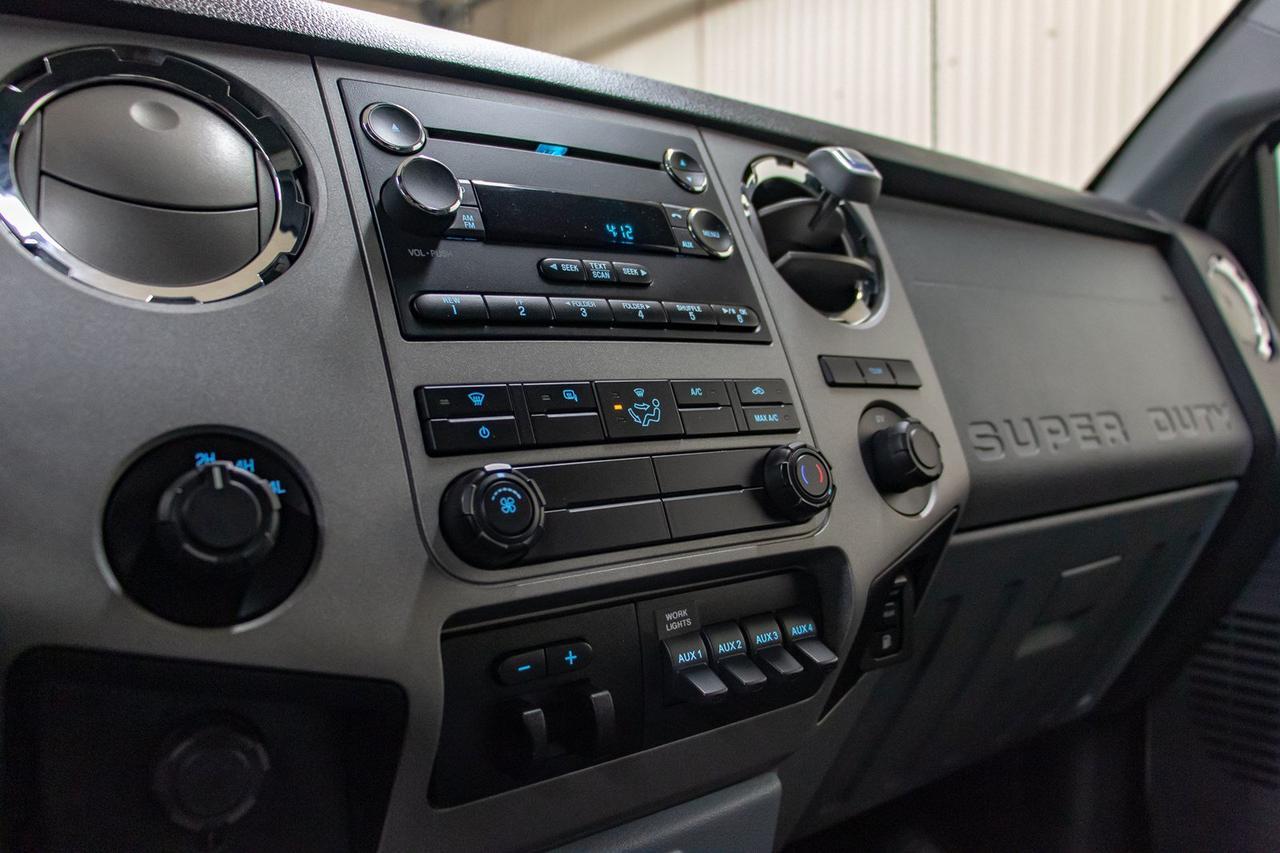 2015 Ford F-550 4x4 Crew Cab XLT Deck Dually Diesel Red Deer AB