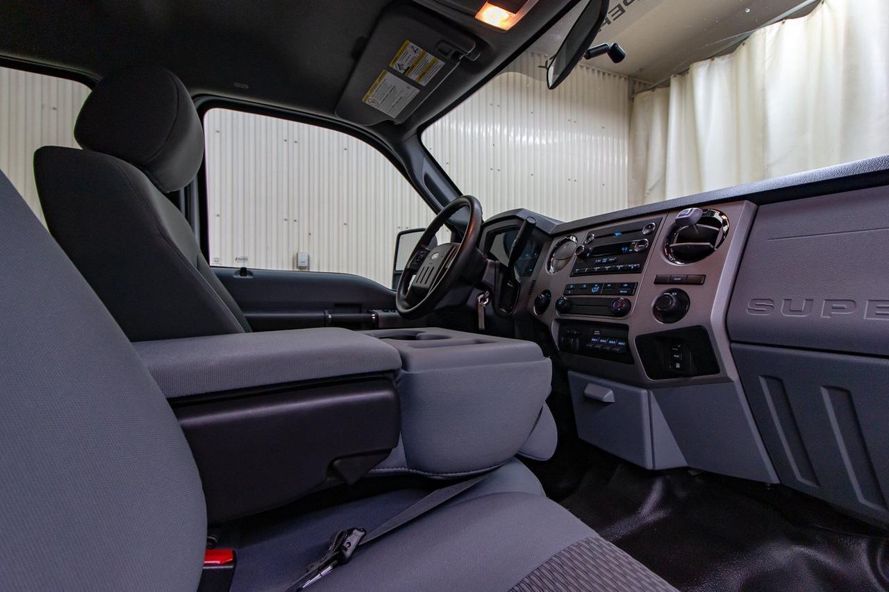 2015 Ford F-550 4x4 Crew Cab XLT Deck Dually Diesel Red Deer AB