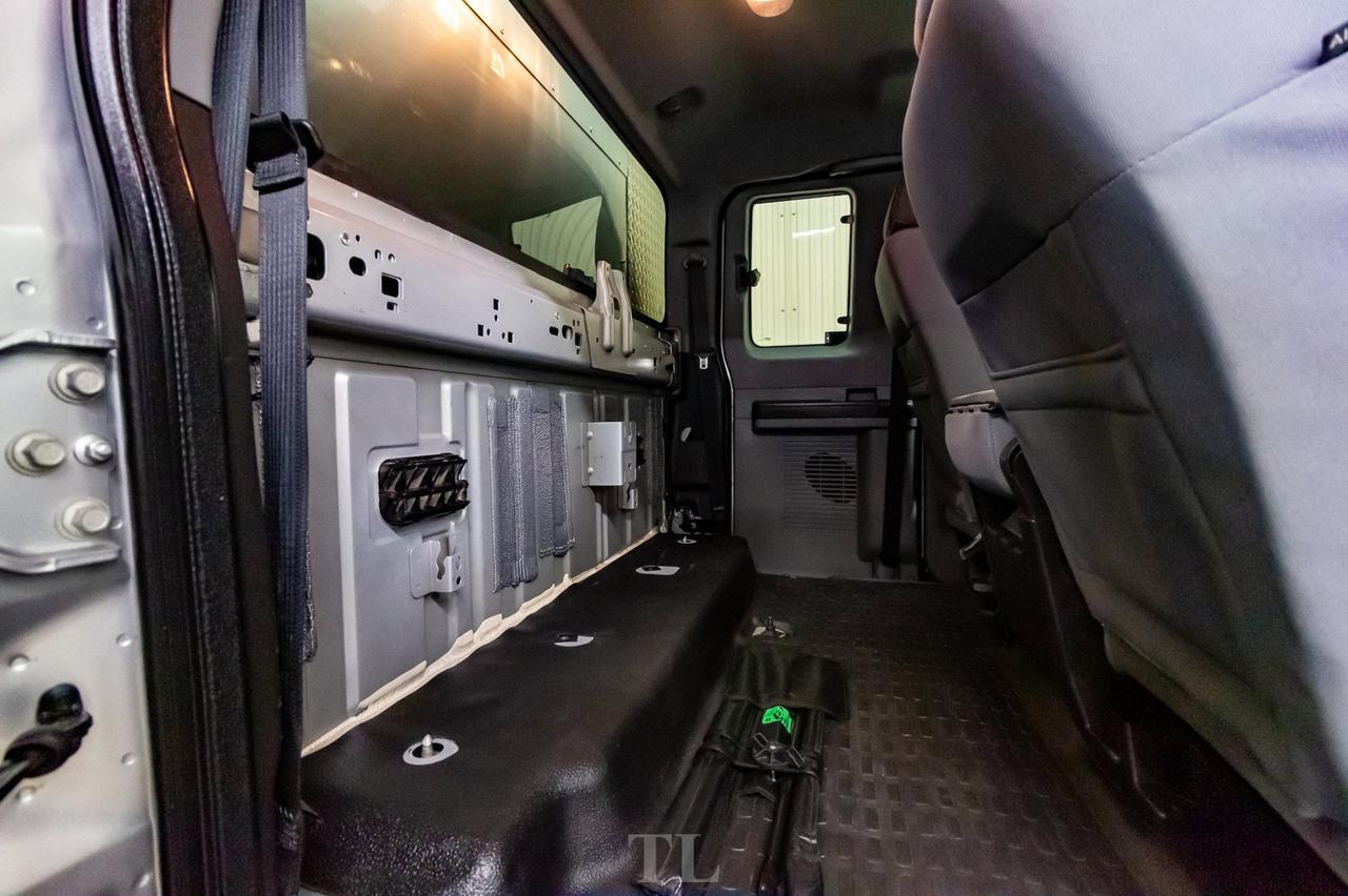 2015 Ford F-550 4x4 Super Cab XLT Diesel Service Box Red Deer AB