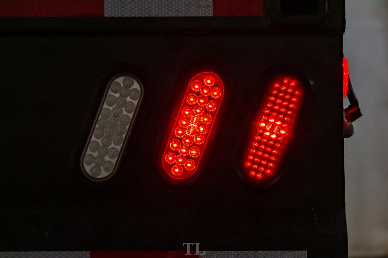 2015 Ford F-550 4x4 Super Cab XLT Picker Deck Diesel Red Deer AB