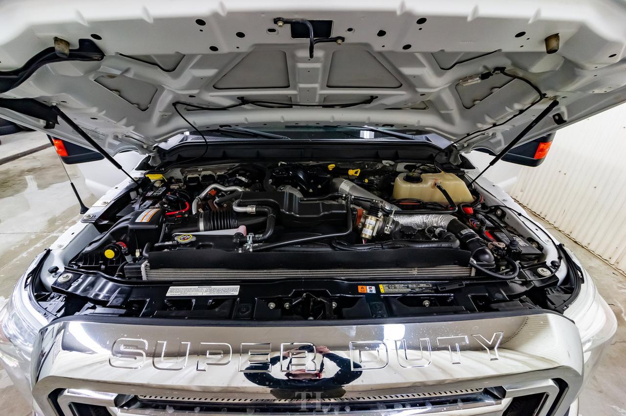 2015 Ford F-550 4x4 Super Cab XLT Picker Deck Diesel Red Deer AB