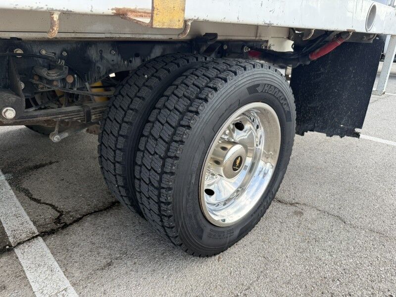 2015 Ford F-550 V10 4x4 14' Flatbed 41k exempt mi's XL Collinsville OK