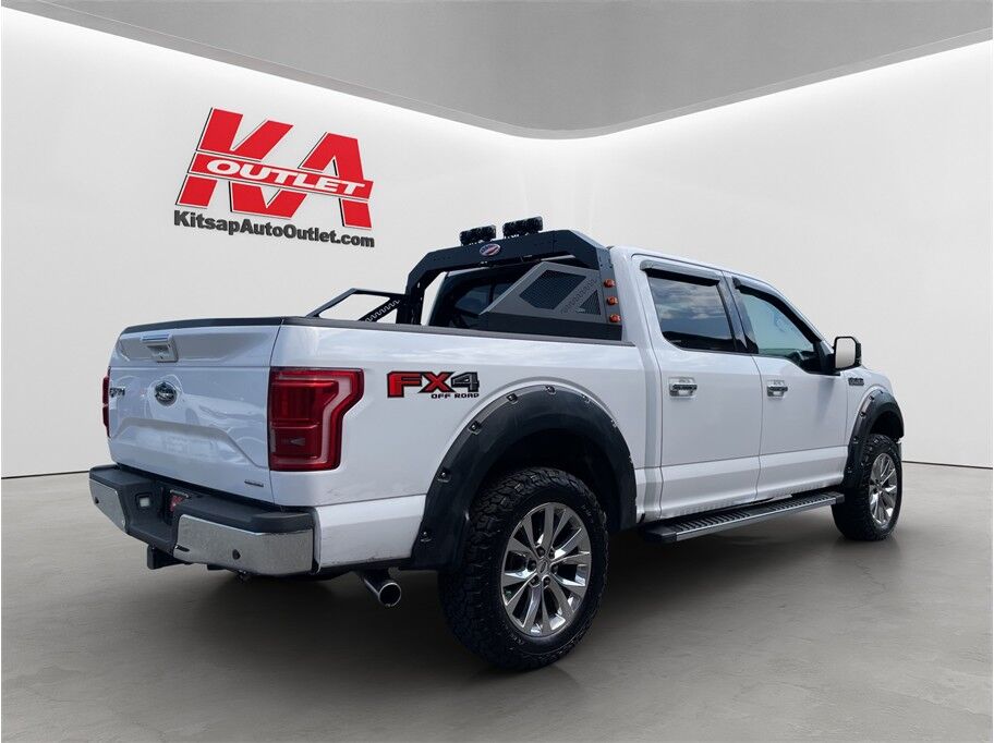 2015 Ford F150 SuperCrew Cab Lariat Pickup 4D 5 1/2 ft