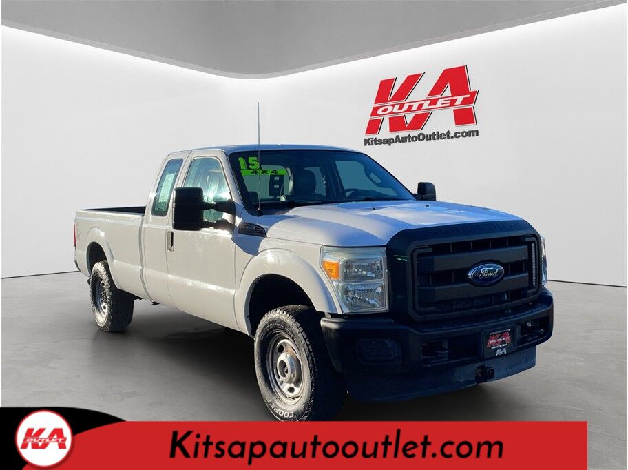 2015 Ford F250 Super Duty Super Cab XL Pickup 4D 8 ft