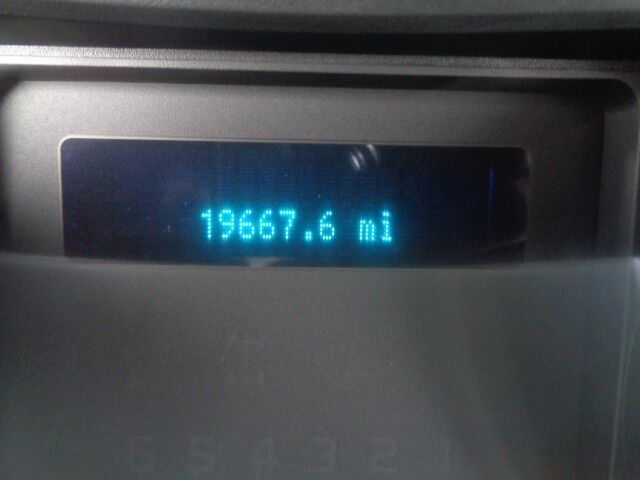 2015 Ford F350 ~ 4x4 ~ Crew Cab ~ 9ft Stake Bed ~ Dually ~ Liftgate ~ Only 19K Miles! Rocklin CA