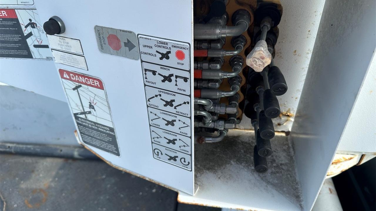 2015 Ford F550 Altec Service Truck Tampa FL