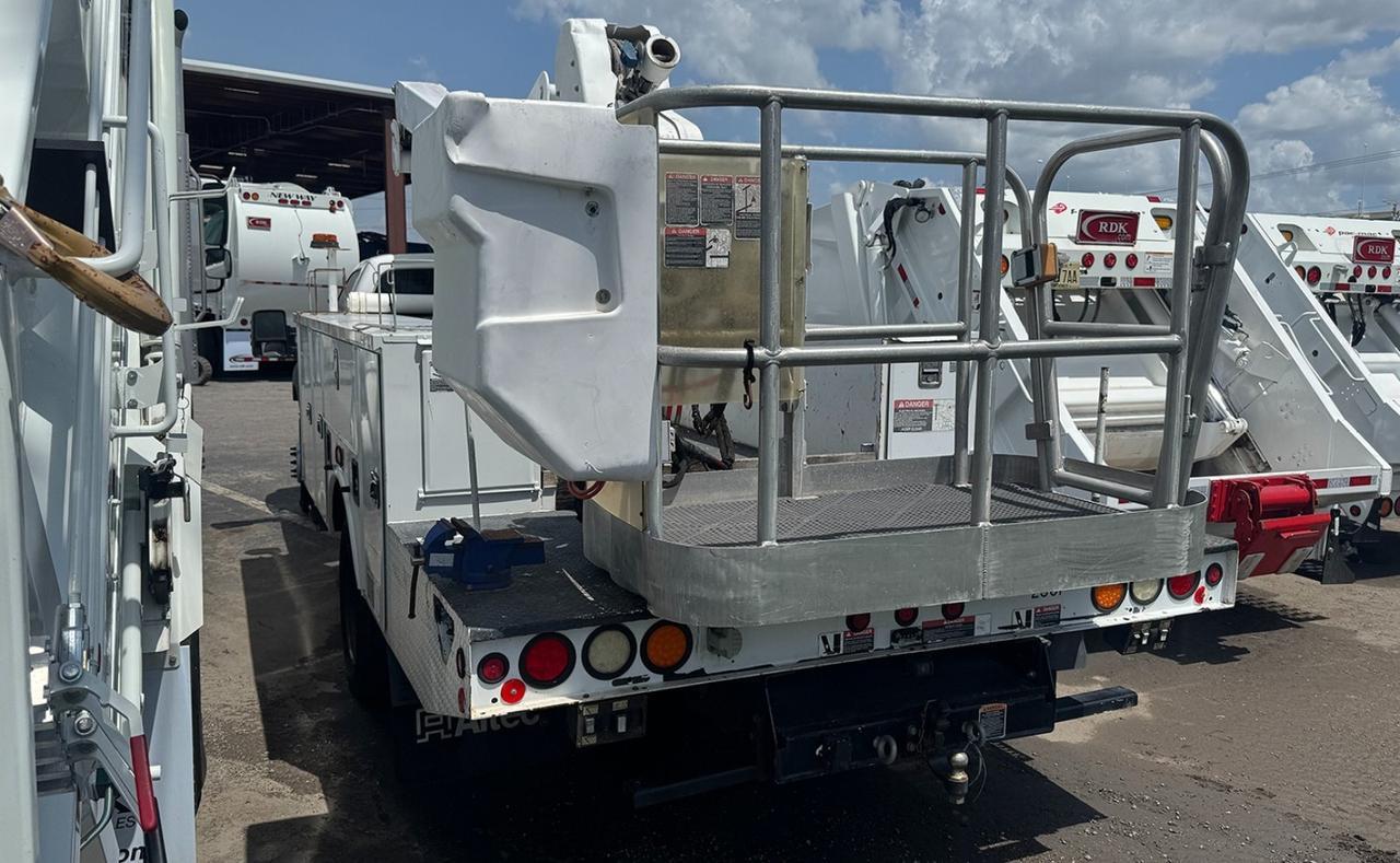 2015 Ford F550 Altec Service Truck Tampa FL