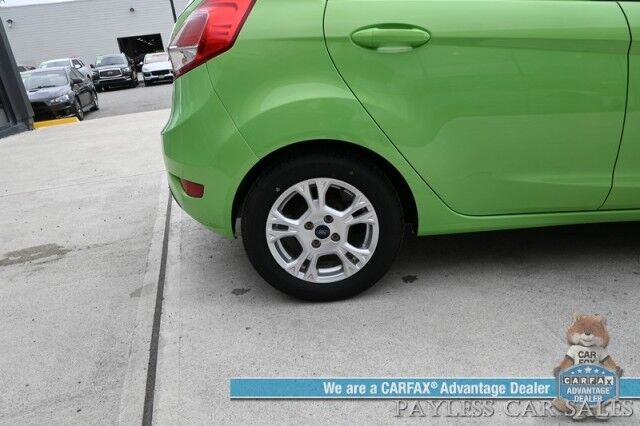 2015 Ford Fiesta SE / Automatic / AutoStart / Comfort Pkg / Heated Cloth Bucket Seats / Sunroof / Bluetooth / Keyless Entry / Air Conditioning / Alloy Wheels / Block Heater / 36 MPG / Only 58K Miles / 1-Owner Anchorage AK