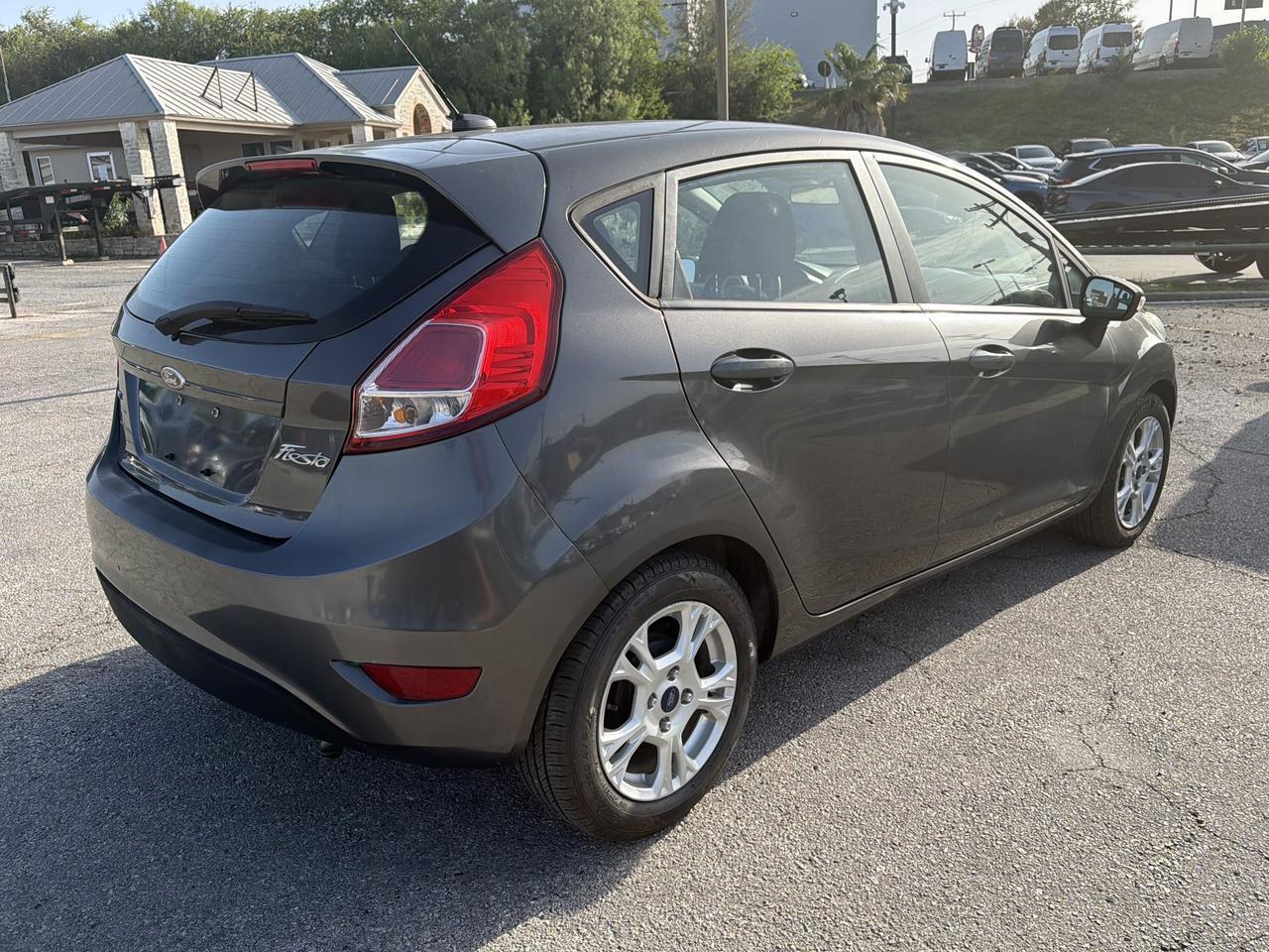 2015 Ford Fiesta SE