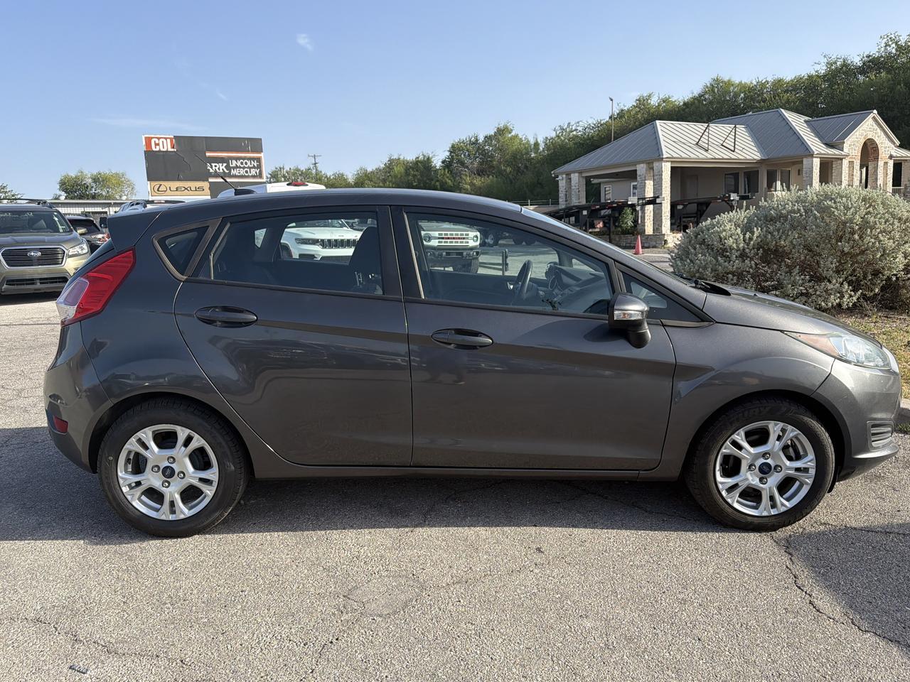 2015 Ford Fiesta SE