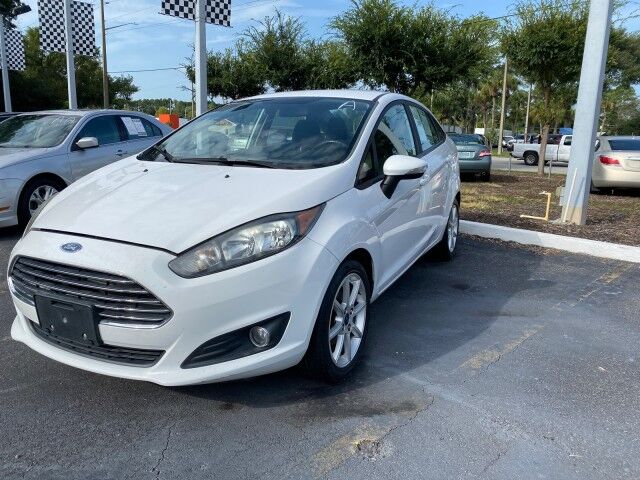 2015 Ford Fiesta SE Sedan Gainesville FL