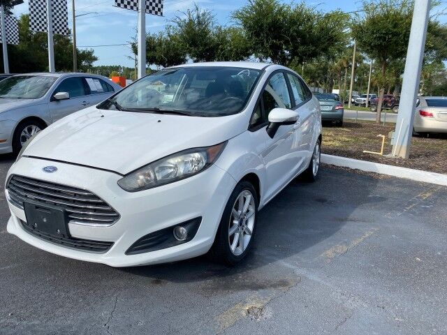2015 Ford Fiesta SE Sedan Gainesville FL