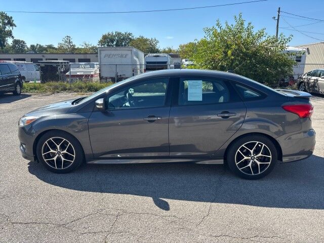 2015 Ford Focus SE Cleveland OH