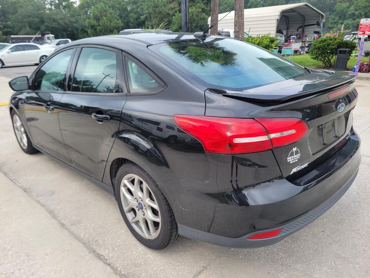 2015 Ford Focus SE