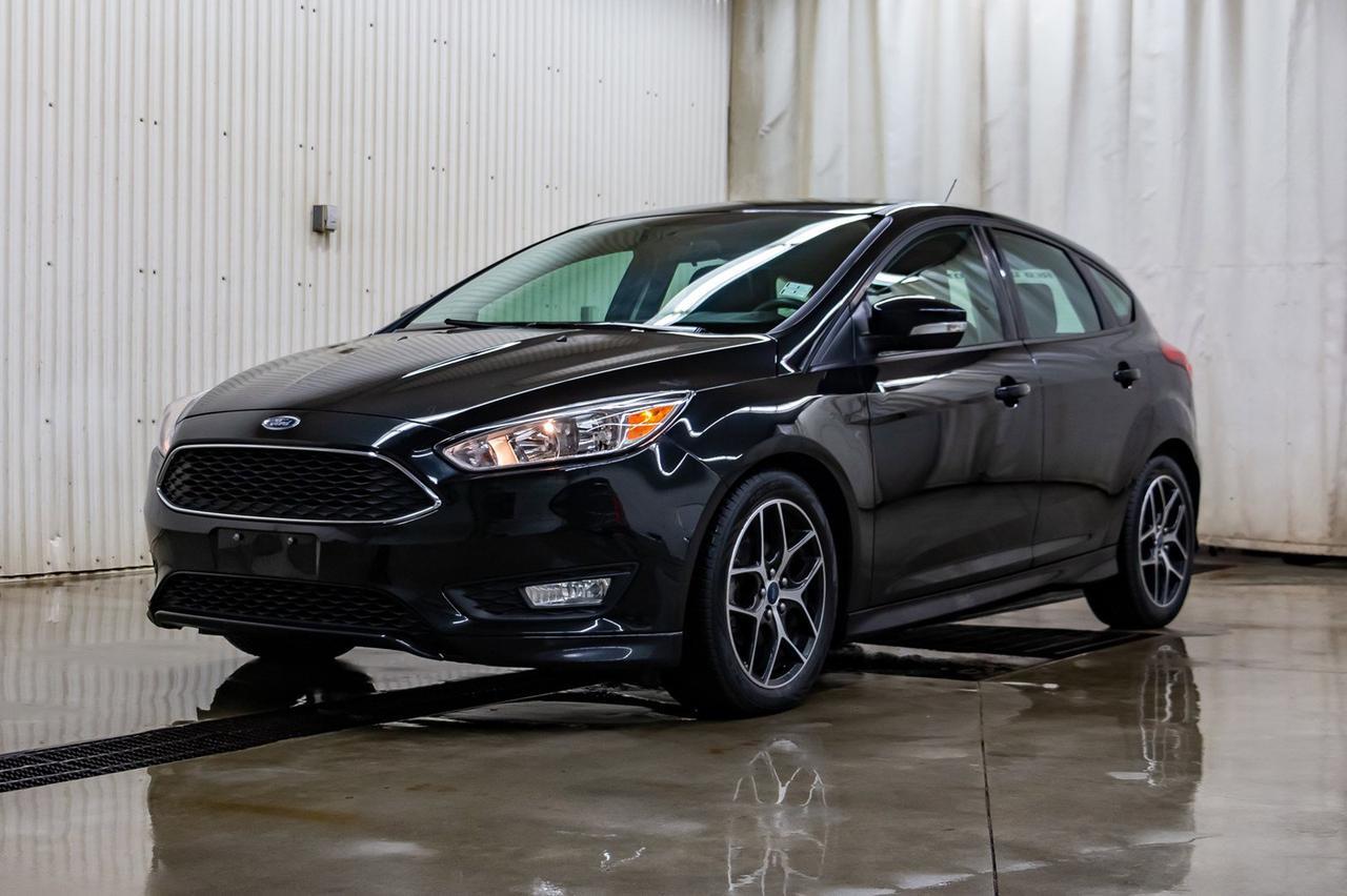 2015 Ford Focus SE Hatchback BCam Red Deer AB
