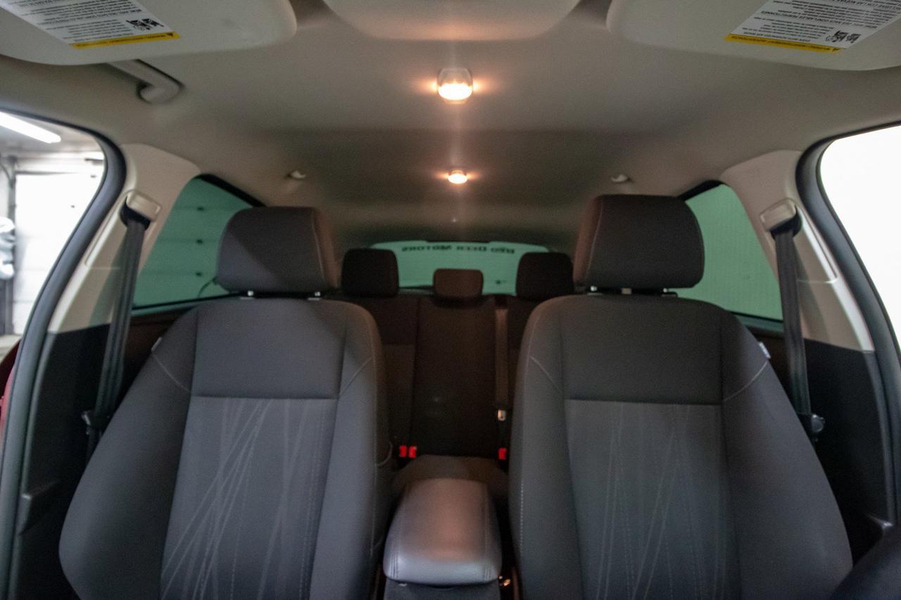 2015 Ford Focus SE Hatchback Red Deer AB