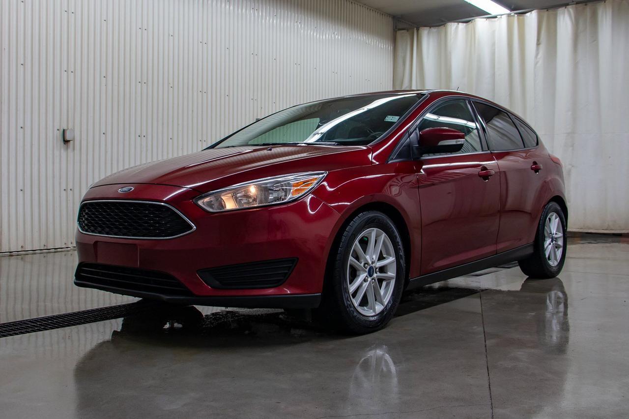 2015 Ford Focus SE Hatchback Red Deer AB