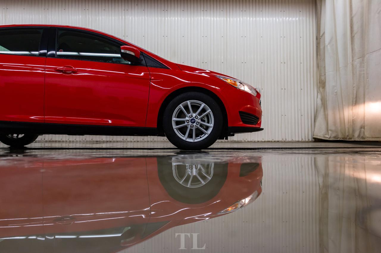 2015 Ford Focus SE Heated Seats BCam Red Deer AB