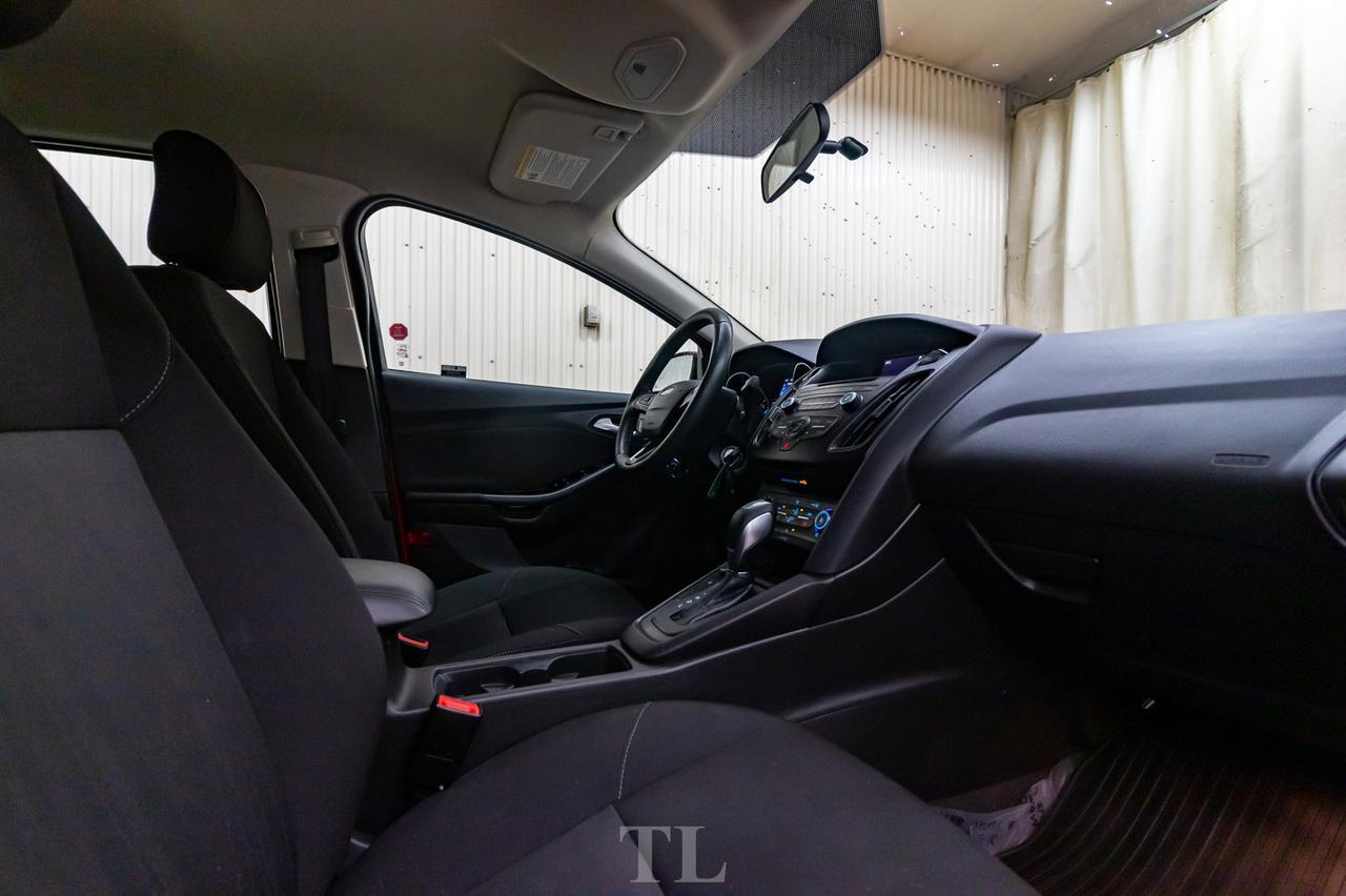 2015 Ford Focus SE Heated Seats BCam Red Deer AB