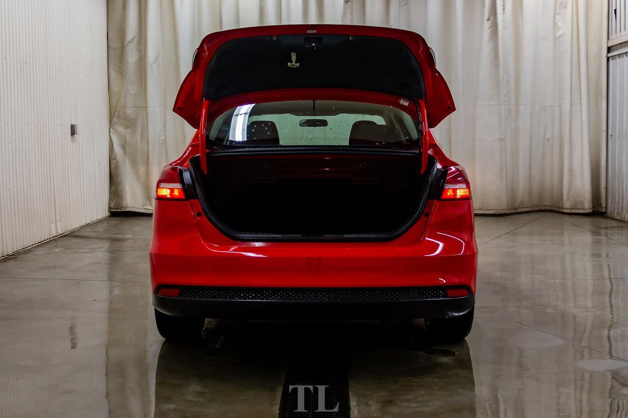 2015 Ford Focus SE Heated Seats BCam Red Deer AB