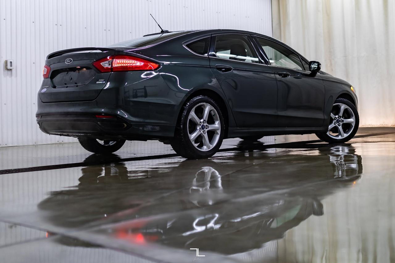 2015 Ford Fusion AWD SE Nav Roof BCam Red Deer AB
