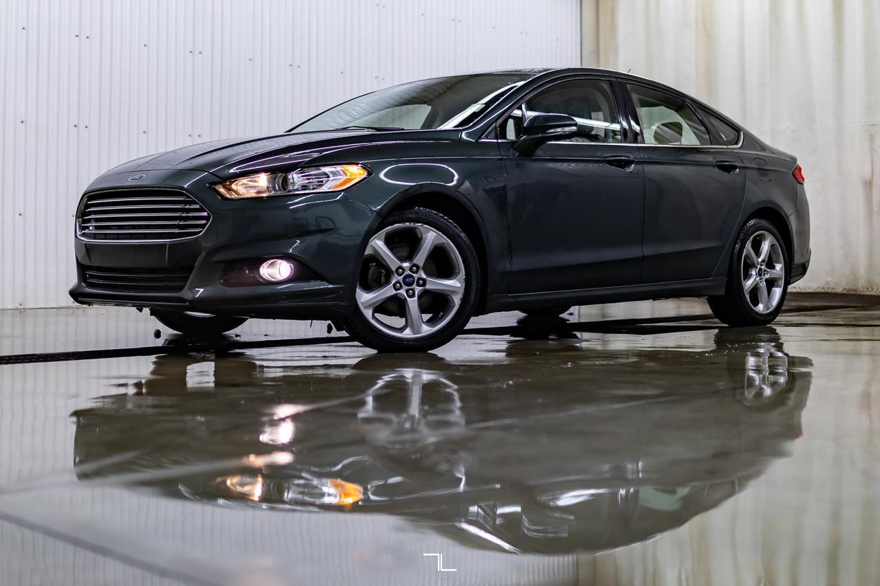 2015 Ford Fusion AWD SE Nav Roof BCam Red Deer AB