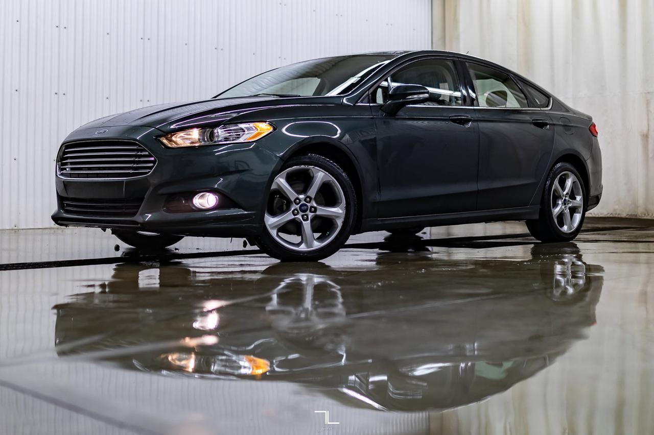 2015 Ford Fusion AWD SE Nav Roof BCam Red Deer AB