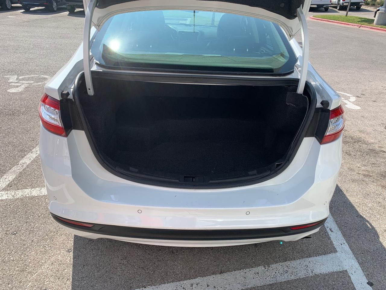 2015 Ford Fusion Hybrid SE Austin TX
