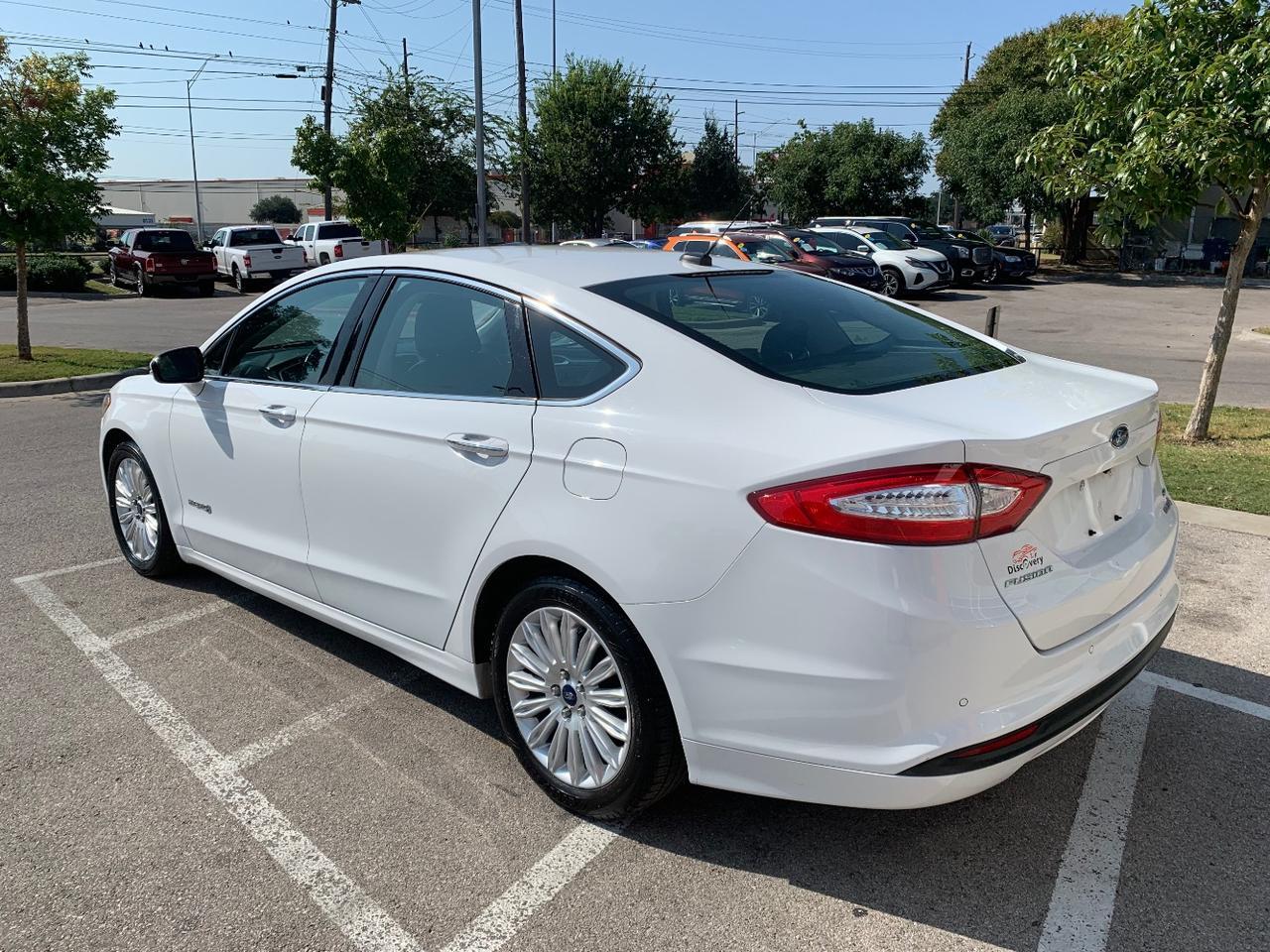2015 Ford Fusion Hybrid SE Austin TX