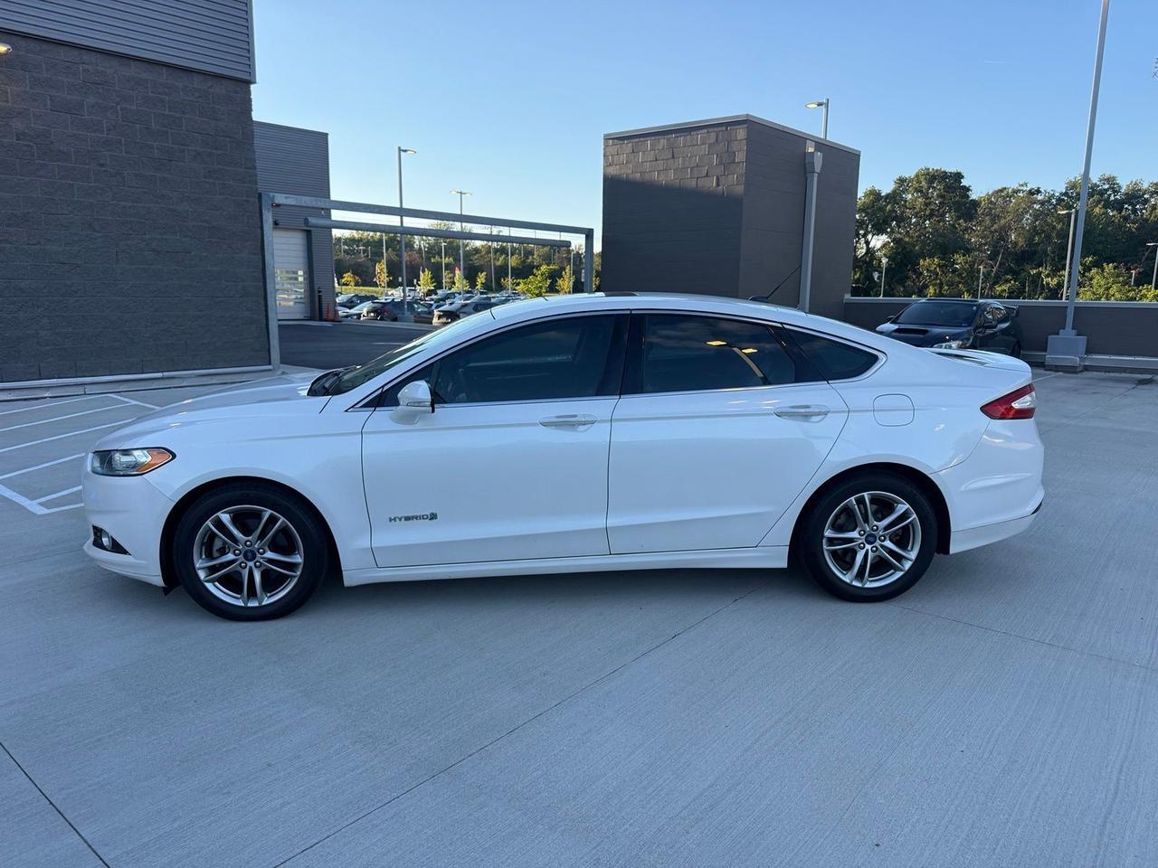 2015 Ford Fusion Hybrid Titanium Springfield VA