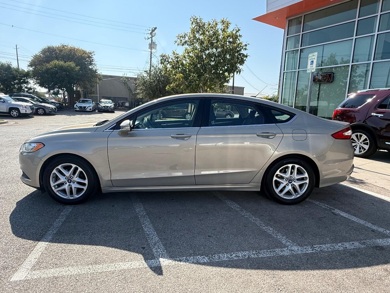 2015 Ford Fusion SE