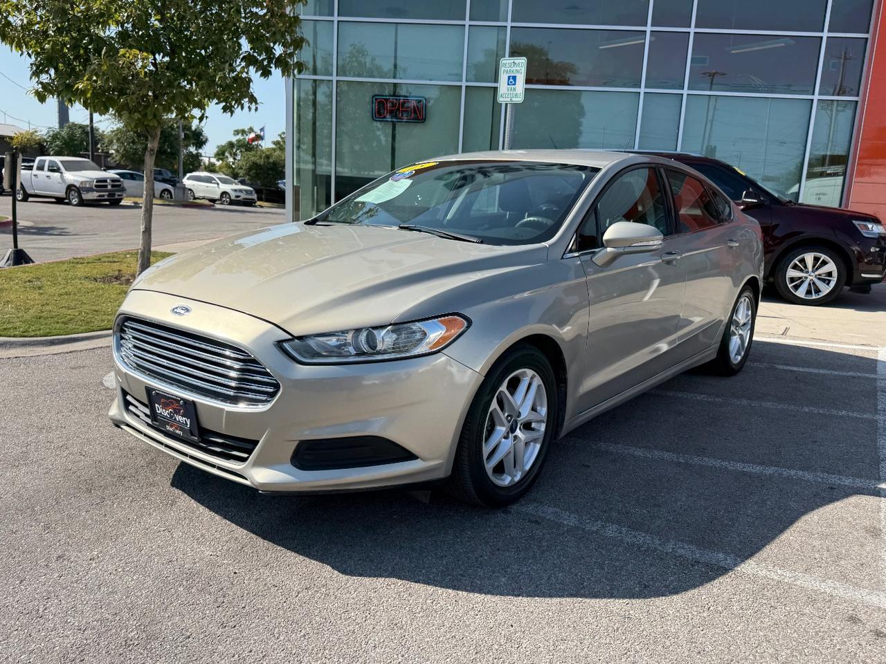 2015 Ford Fusion SE