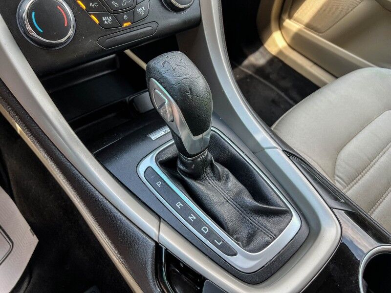 2015 Ford Fusion SE Hybrid Wilmington NC
