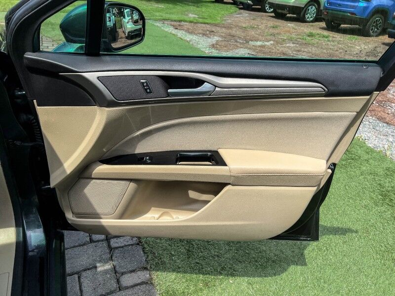 2015 Ford Fusion SE Hybrid Wilmington NC