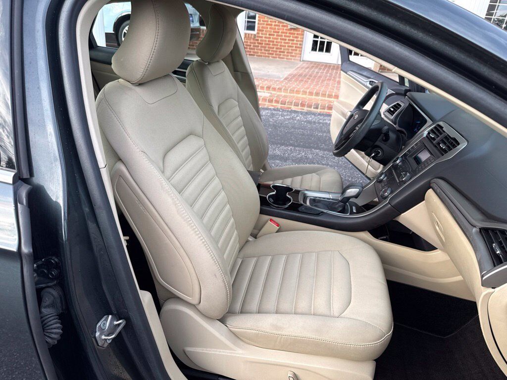 2015 Ford Fusion SE Mount Joy PA