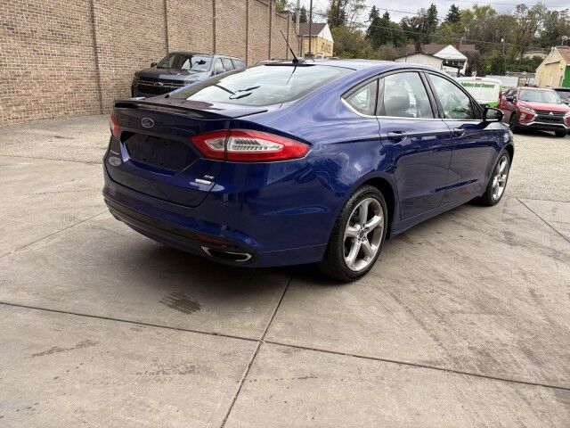 2015 Ford Fusion SE
