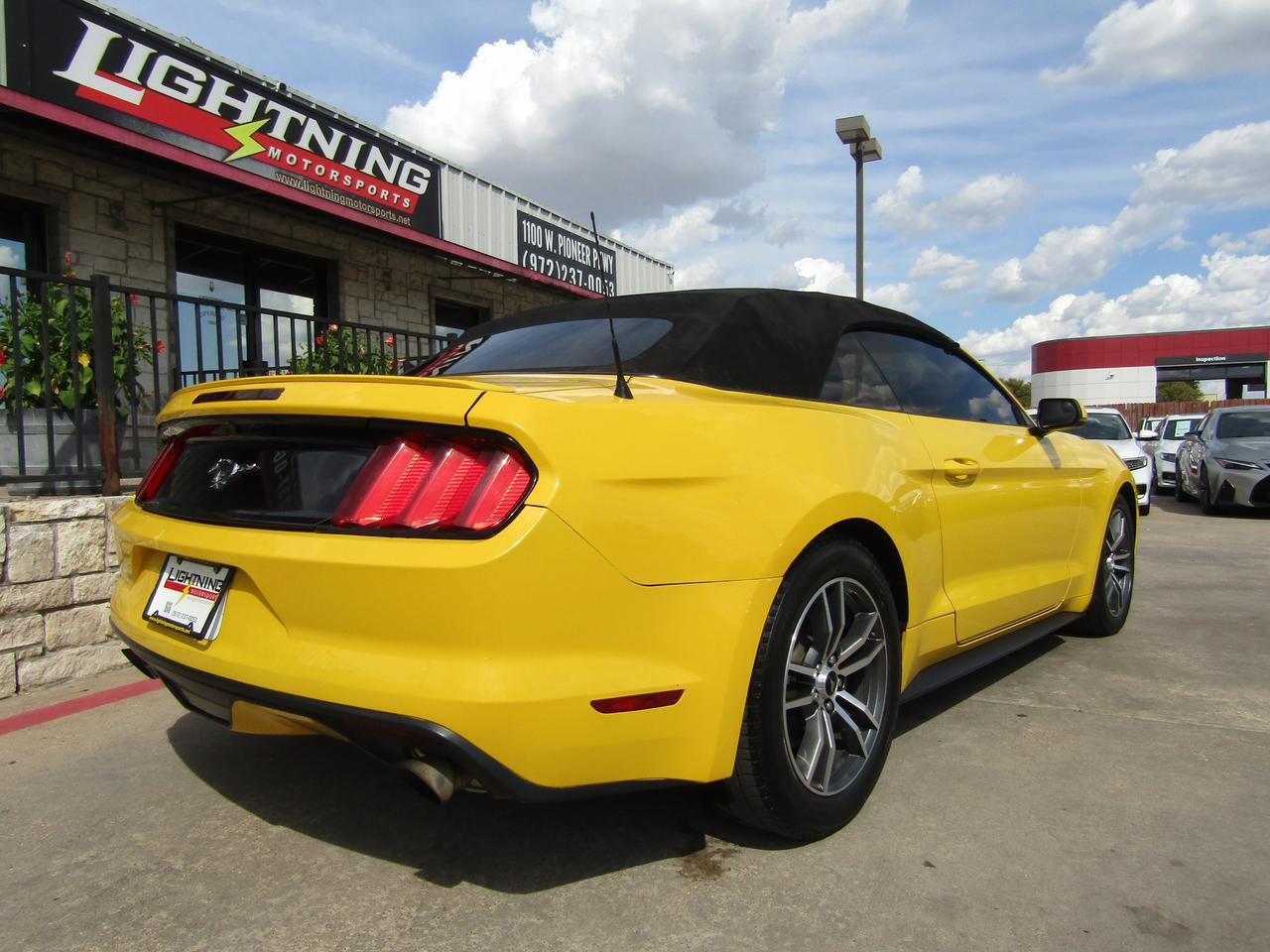 2015 Ford Mustang 2dr Conv EcoBoost Premium Grand Prairie TX