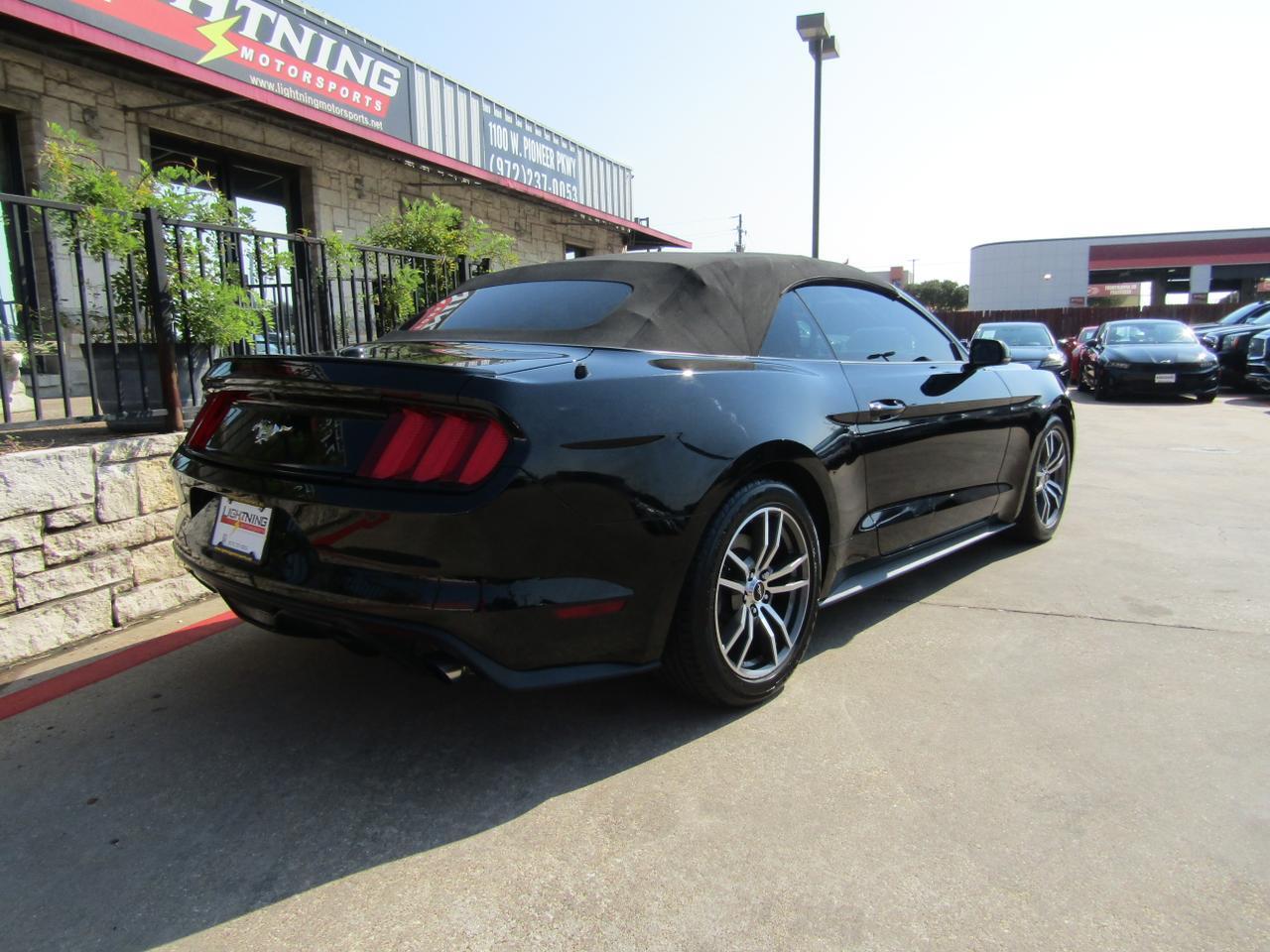 2015 Ford Mustang 2dr Conv EcoBoost Premium Grand Prairie TX