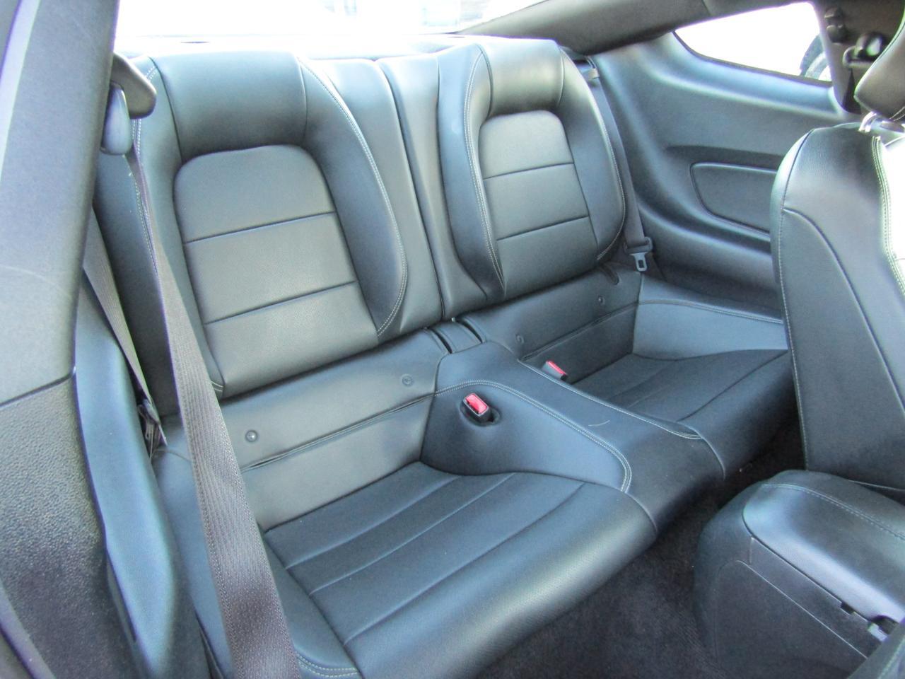 2015 Ford Mustang 2dr Fastback EcoBoost Grand Prairie TX