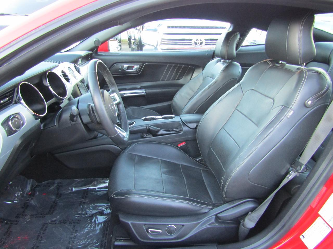 2015 Ford Mustang 2dr Fastback EcoBoost Grand Prairie TX