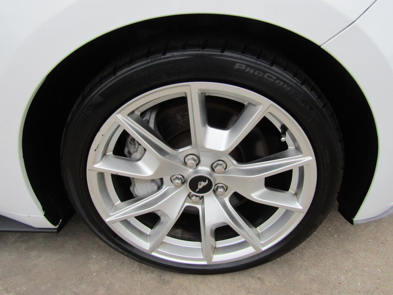 2015 Ford Mustang 2dr Fastback GT Premium Grand Prairie TX