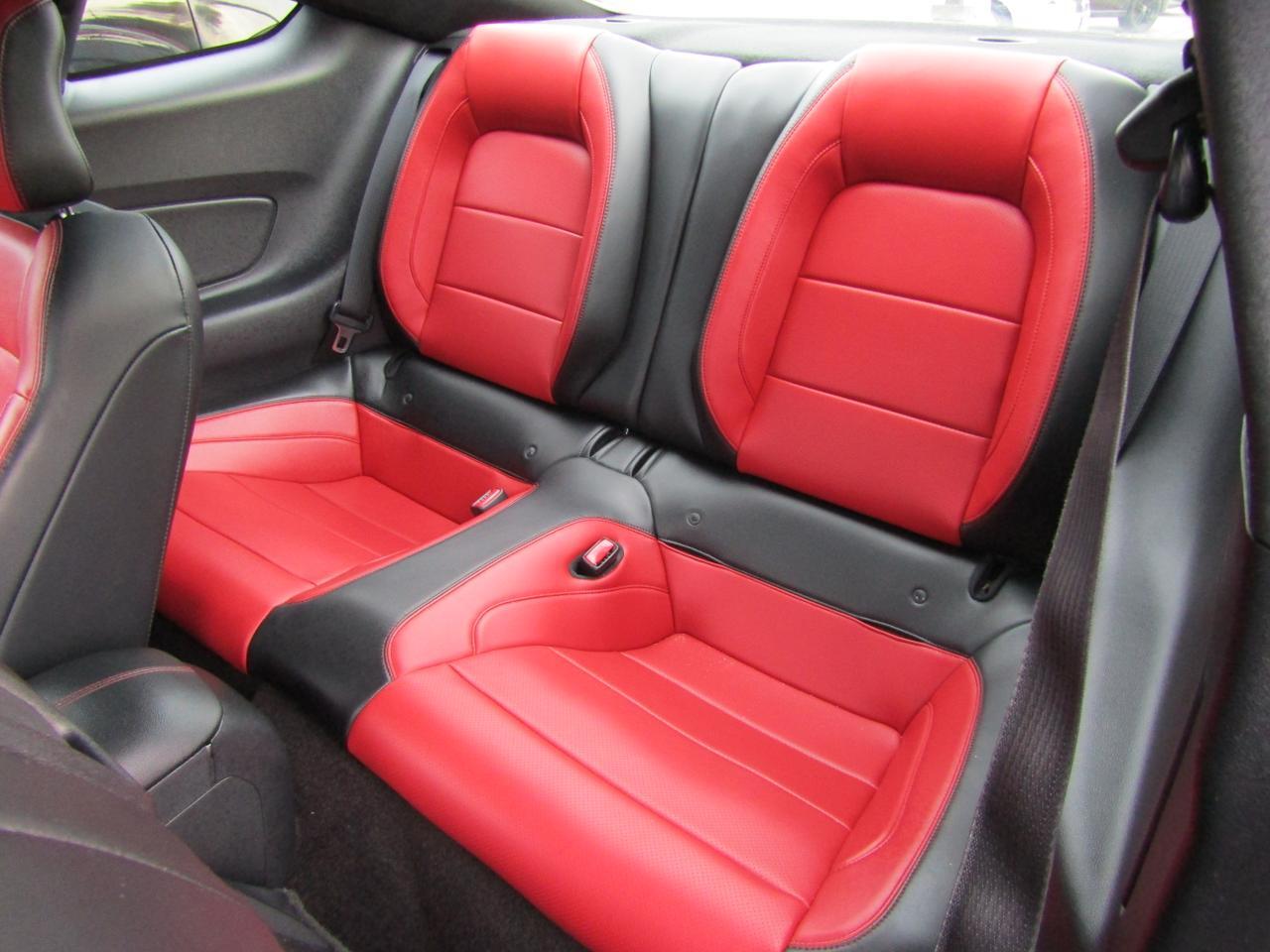 2015 Ford Mustang 2dr Fastback GT Premium Grand Prairie TX