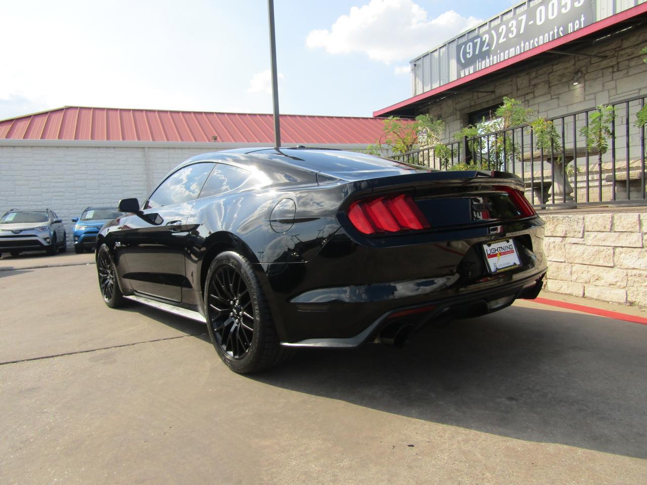 2015 Ford Mustang GT Premium photo 2