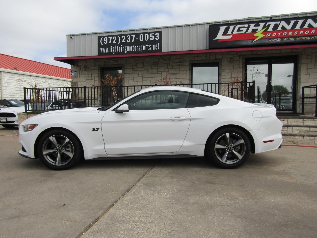 2015 Ford Mustang 2dr Fastback V6 Grand Prairie TX