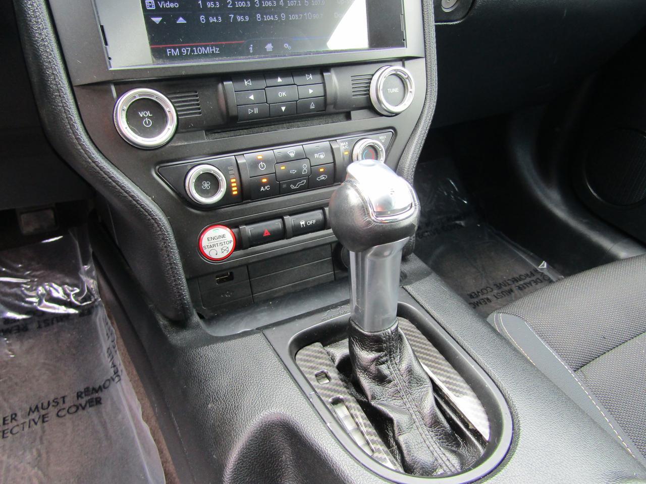 2015 Ford Mustang 2dr Fastback V6 Grand Prairie TX
