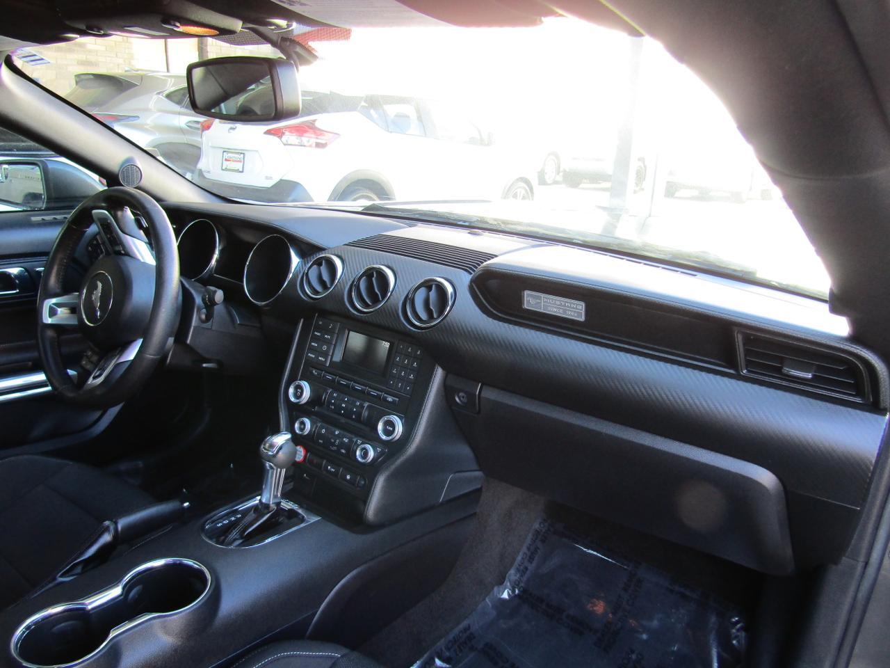 2015 Ford Mustang 2dr Fastback V6 Grand Prairie TX