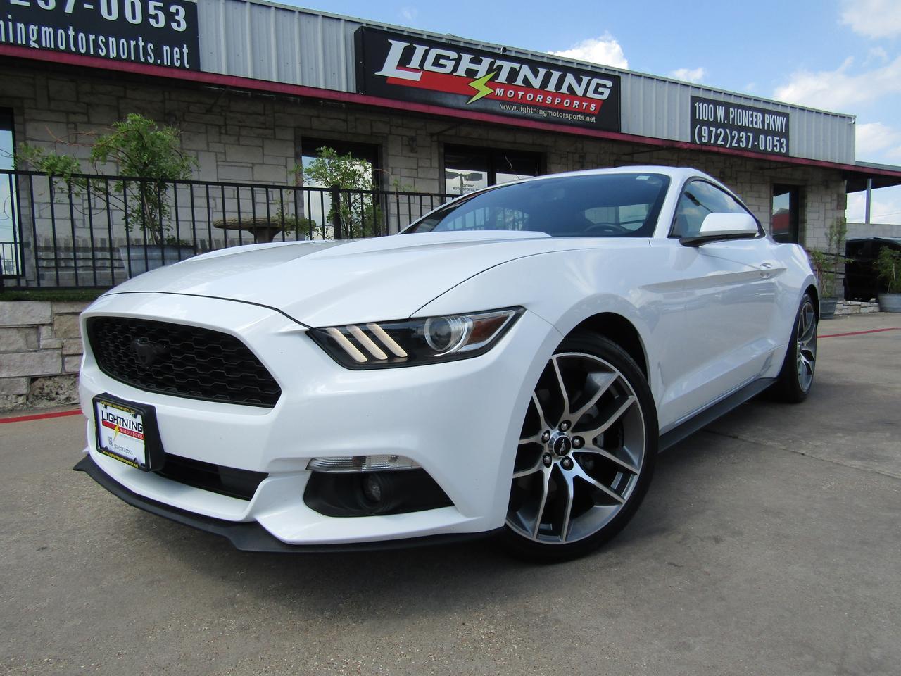 2015 Ford Mustang 2dr Fastback V6