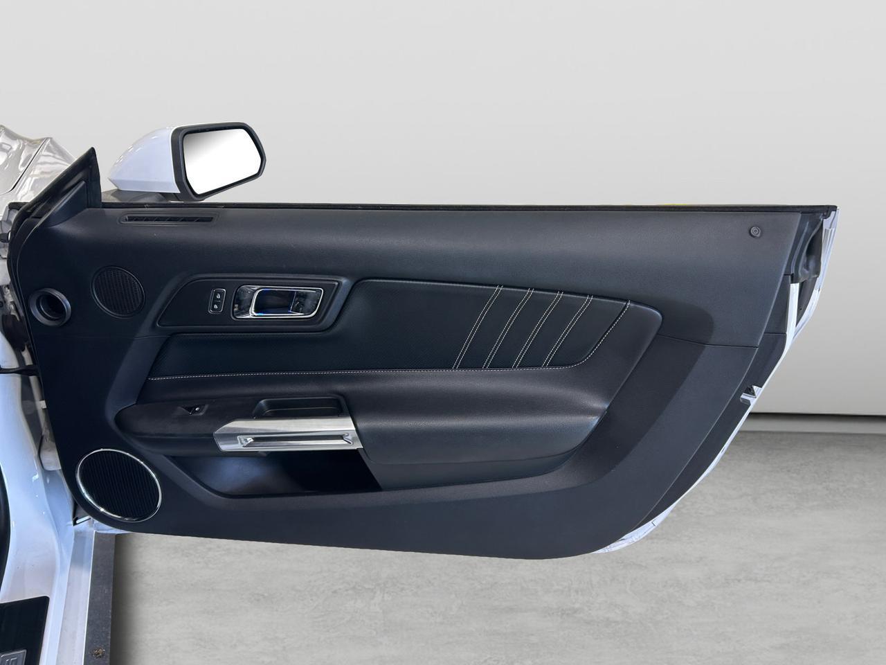 2015 Ford Mustang Premium New Braunfels TX