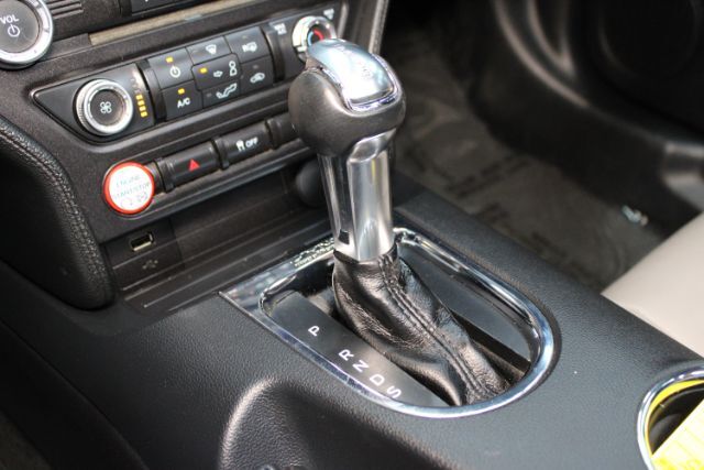 2015 Ford Mustang V6 Chantilly VA