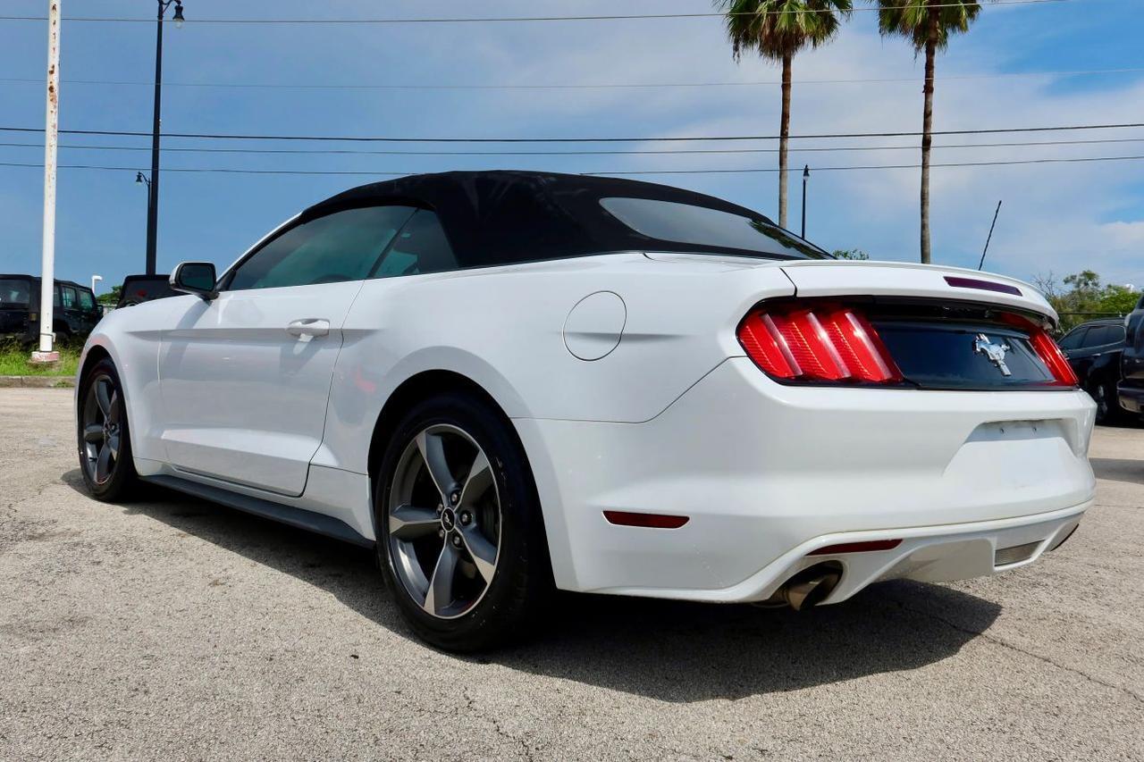 2015 Ford Mustang V6 Convertible 2D Maitland FL